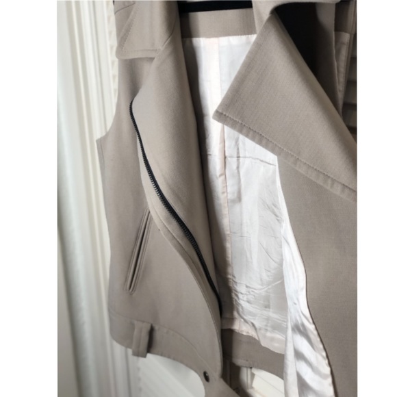 Topshop Zip-up Moto Vest - Picture 2 of 4